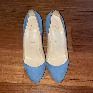Stunning light blue suede Christian Louboutin 39.5